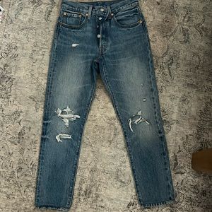 Levi’s wedgie straight in the color, best kept secret